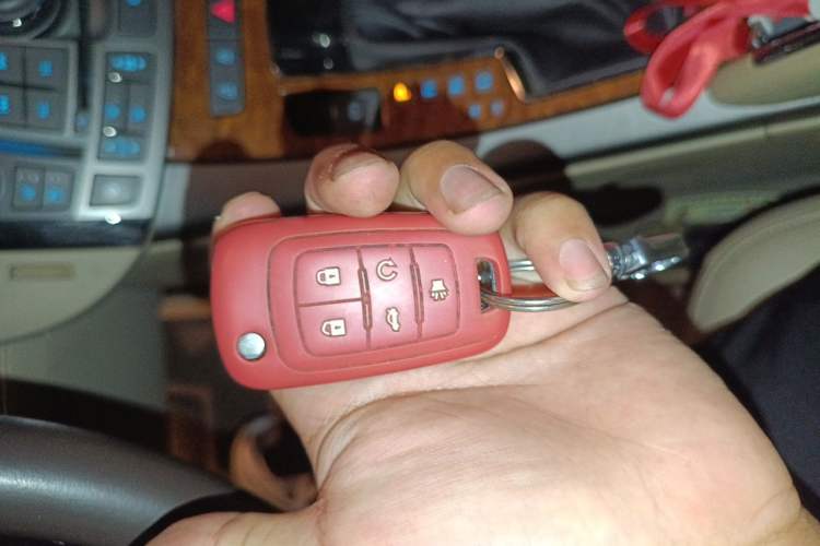 Used Buick LaCrosse 2012 2.4L SIDI Luxury Edition Vehicle Key
