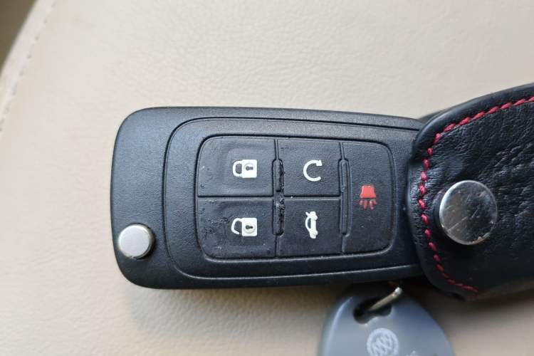Used Buick LaCrosse 2012 2.4L SIDI Haoya Edition Vehicle Key