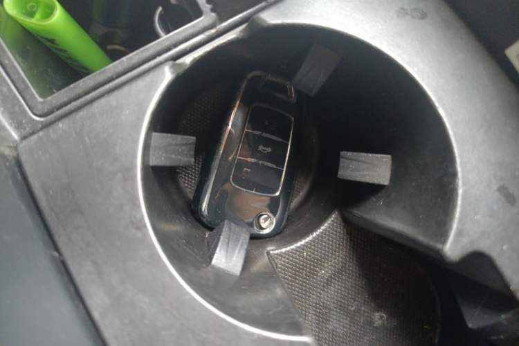 Used Buick LaCrosse 2012 2.4L SIDI Haoya Edition Vehicle Key