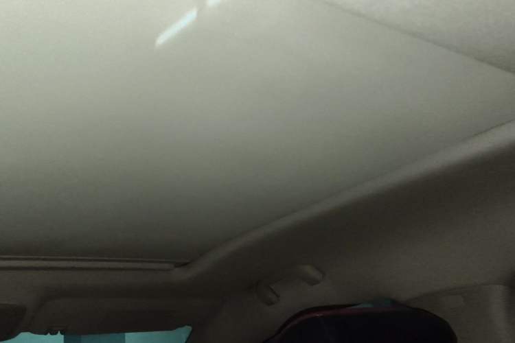 Used Buick LaCrosse 2012 2.4L SIDI Comfort Edition Headliner