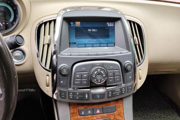 Used Buick LaCrosse 2012 2.4L SIDI Haoya Edition Audio And AC Panel