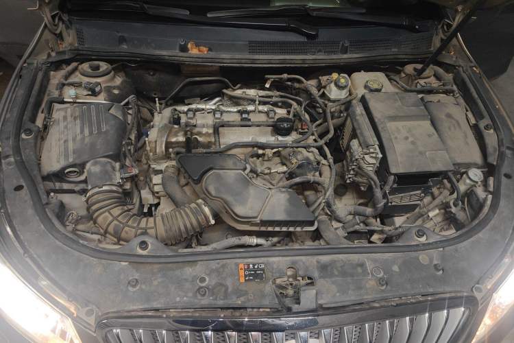 Used Buick LaCrosse 2012 2.4L SIDI Luxury Edition Engine Bay