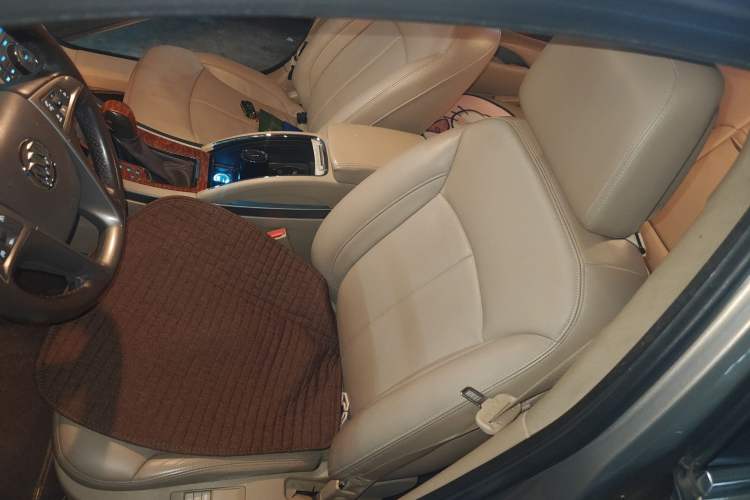 Used Buick LaCrosse 2012 2.4L SIDI Luxury Edition Left Front Seat