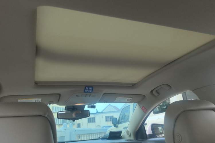 Used Buick LaCrosse 2012 2.4L SIDI Elegant Edition Headliner