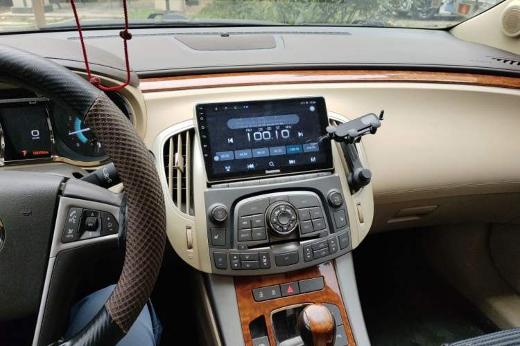 Used Buick LaCrosse 2012 2.4L SIDI Haoya Edition Audio And AC Panel