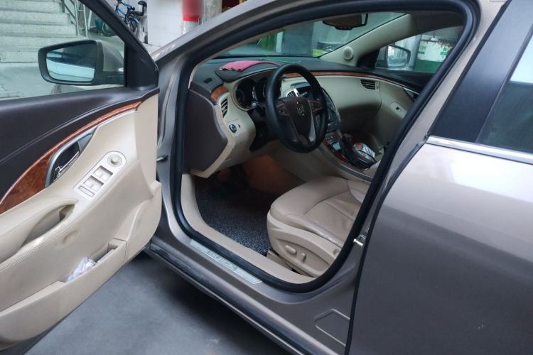 Used Buick LaCrosse 2012 2.4L SIDI Haoya Edition Driver Seat