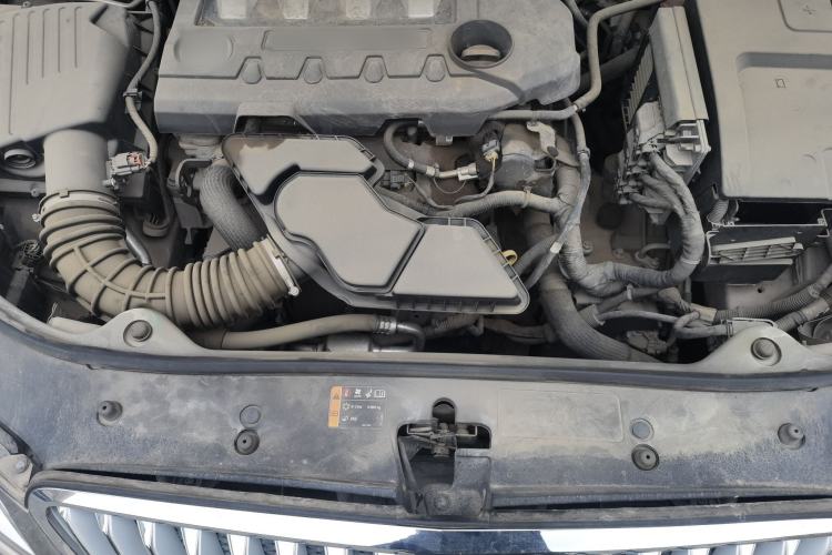 Used Buick LaCrosse 2012 2.4L SIDI Luxury Edition Engine Bay