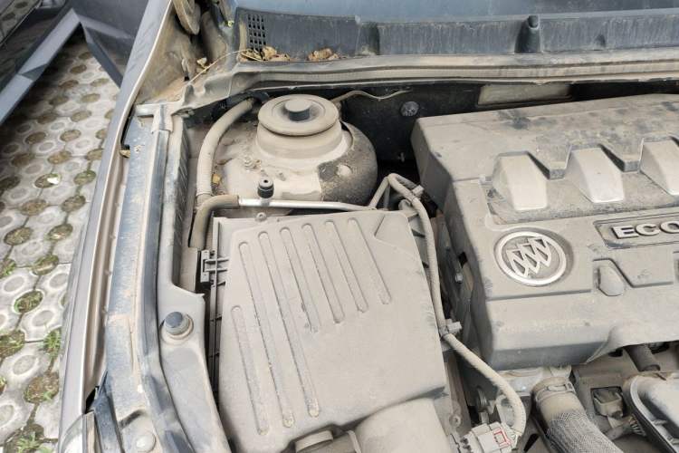 Used Buick LaCrosse 2012 2.4L SIDI Haoya Edition Engine Bay Right