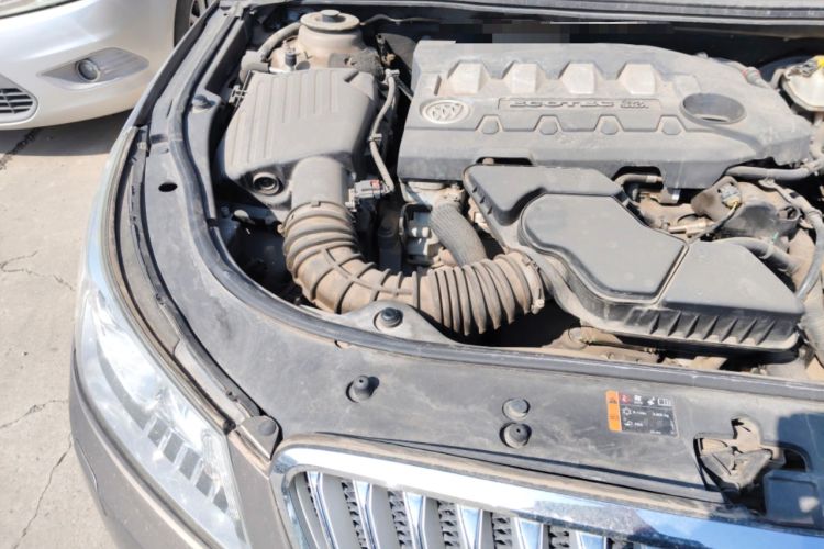 Used Buick LaCrosse 2012 2.4L SIDI Haoya Edition Engine Bay Right