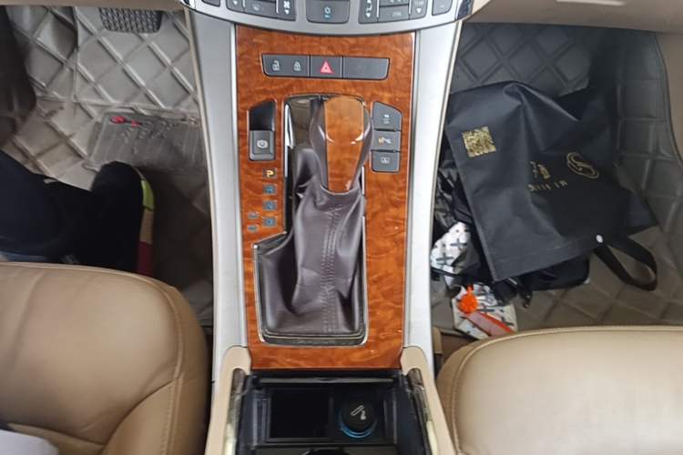 Used Buick LaCrosse 2012 2.4L SIDI Luxury Edition Gear Lever