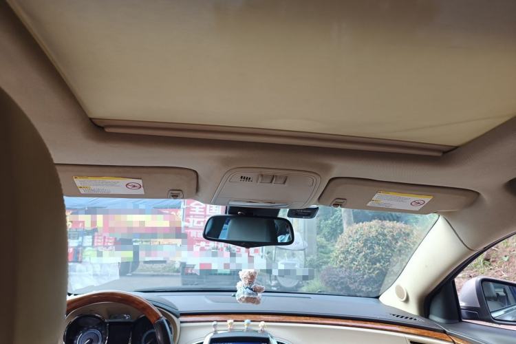 Used Buick LaCrosse 2012 2.4L SIDI Luxury Edition Headliner