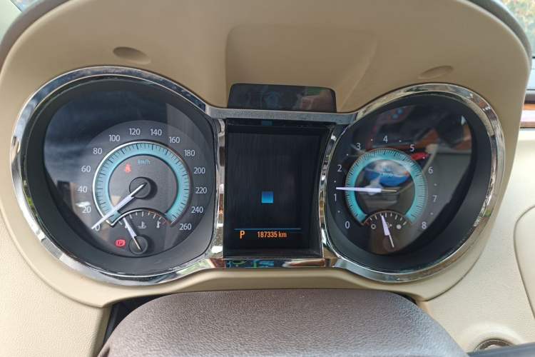Used Buick LaCrosse 2012 2.4L SIDI Luxury Edition Instrument Cluster