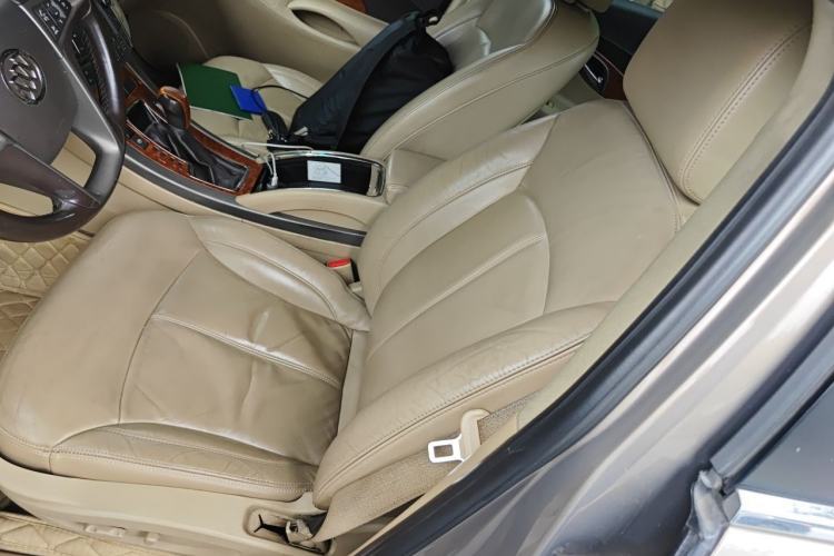 Used Buick LaCrosse 2012 2.4L SIDI Haoya Edition Left Front Seat