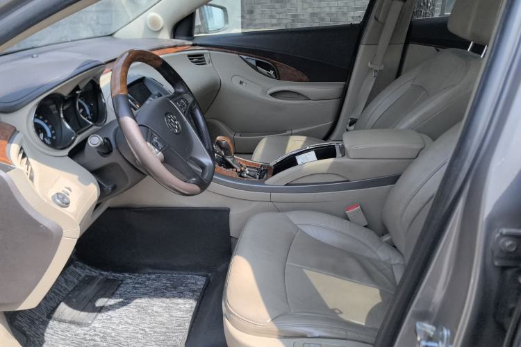 Used Buick LaCrosse 2012 2.4L SIDI Haoya Edition Left Front Seat