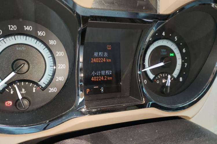 Used Buick LaCrosse 2012 2.4L SIDI Haoya Edition Odometer Close Up