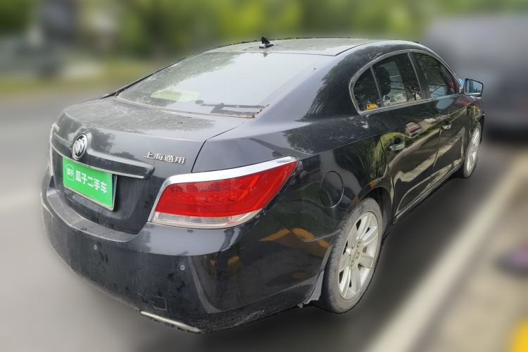 Used Buick LaCrosse 2012 2.4L SIDI Luxury Edition Rear Right 45 Deg