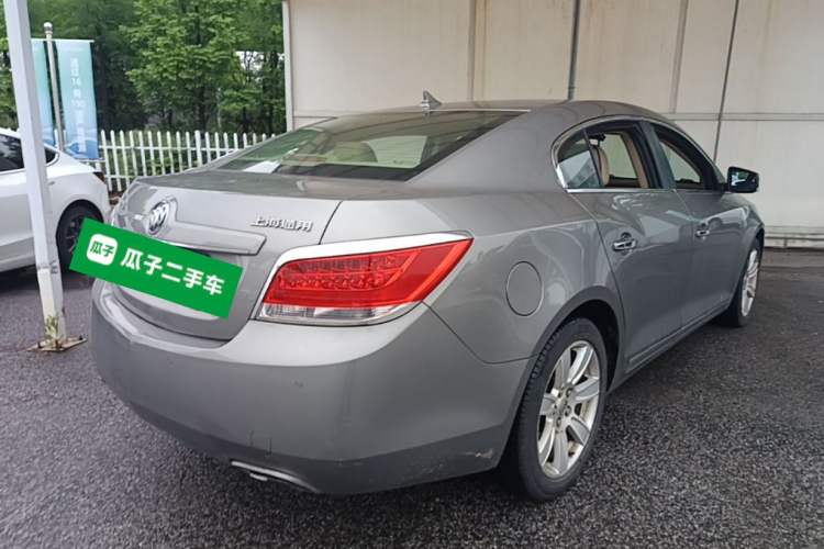 Used Buick LaCrosse 2012 2.4L SIDI Luxury Edition Rear Right 45 Deg