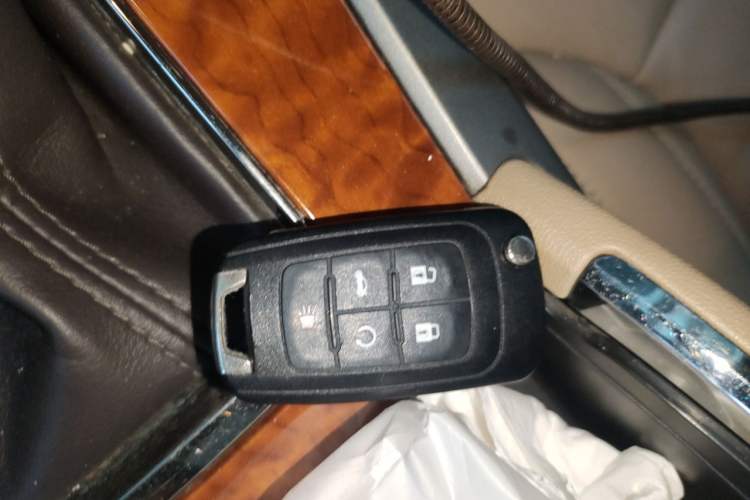 Used Buick LaCrosse 2012 2.4L SIDI Haoya Edition Vehicle Key