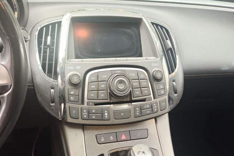Used Buick LaCrosse 2012 3.0L Flagship Edition Audio And AC Panel