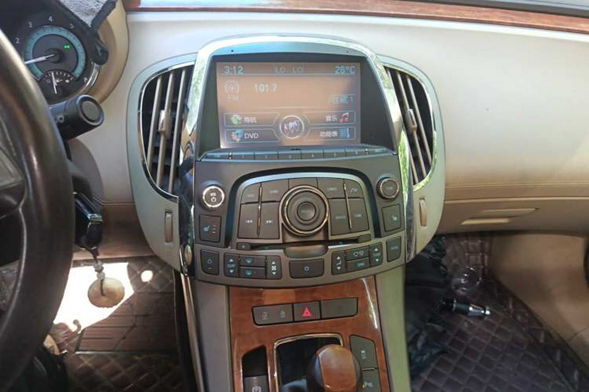 Used Buick LaCrosse 2012 2.4L SIDI Elegant Edition Audio And AC Panel