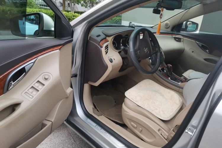 Used Buick LaCrosse 2012 2.4L SIDI Haoya Edition Driver Seat