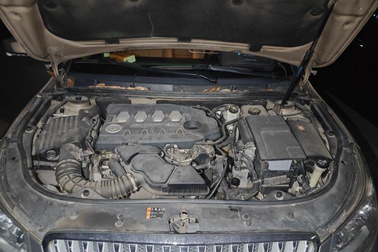 Used Buick LaCrosse 2012 2.4L SIDI Elegant Edition Engine Bay