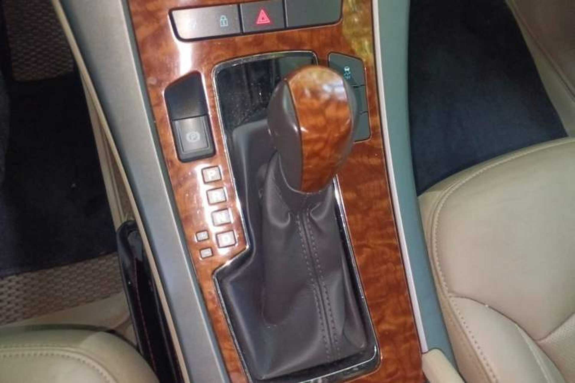 Used Buick LaCrosse 2012 2.4L SIDI Luxury Edition Gear Lever