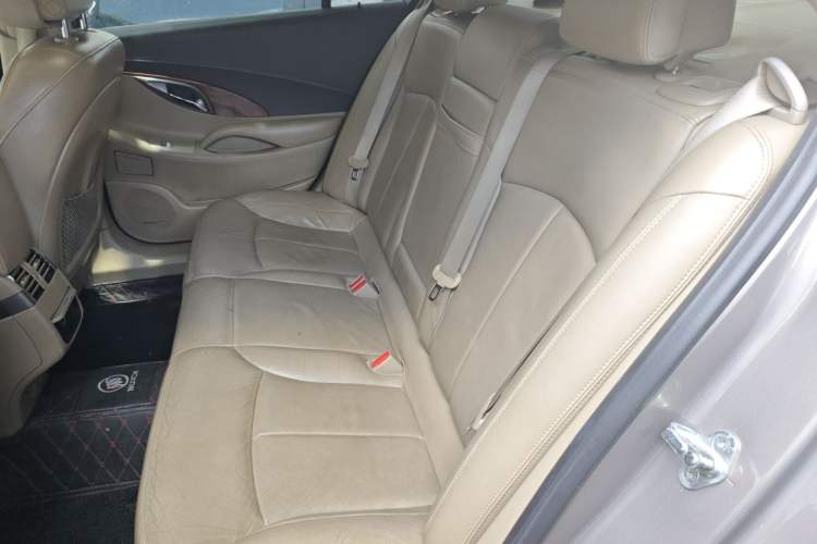 Used Buick LaCrosse 2012 2.4L SIDI Luxury Edition Left Rear Seat