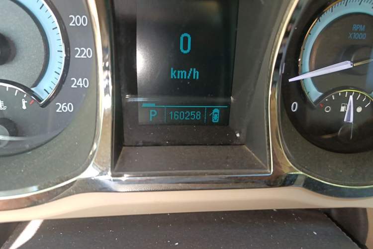 Used Buick LaCrosse 2012 2.4L SIDI Elegant Edition Odometer Close Up