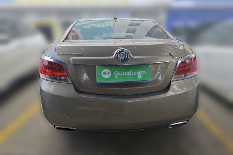 Used Buick LaCrosse 2012 2.4L SIDI Luxury Edition Rear
