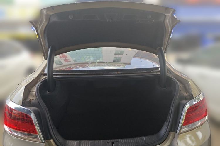 Used Buick LaCrosse 2012 2.4L SIDI Luxury Edition Trunk