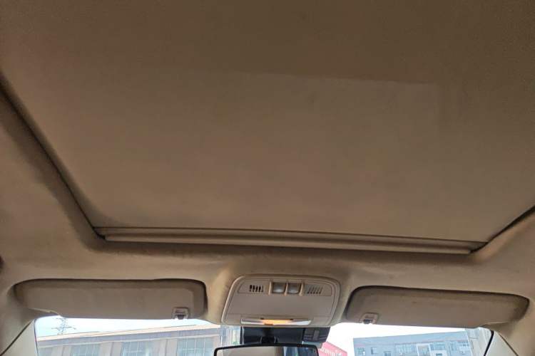 Used Buick LaCrosse 2012 2.4L SIDI Elegant Edition Headliner