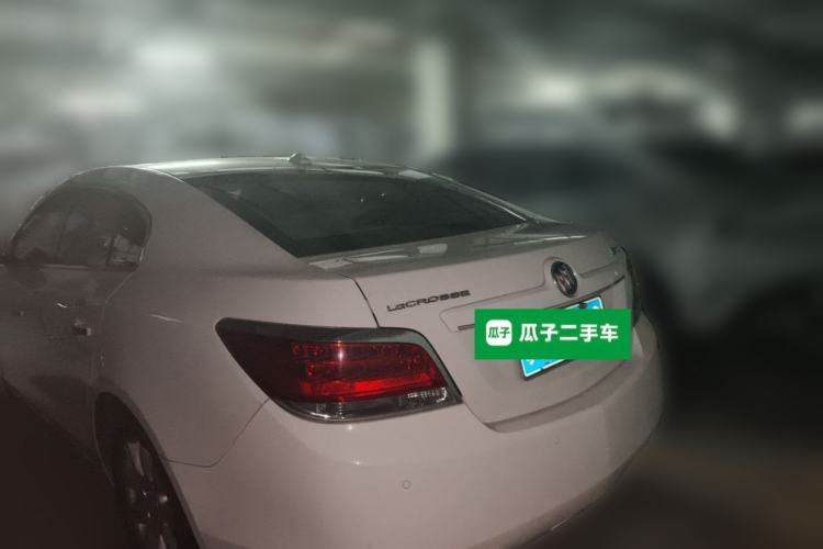 Used Buick LaCrosse 2012 2.4L SIDI Elegant Edition Rear