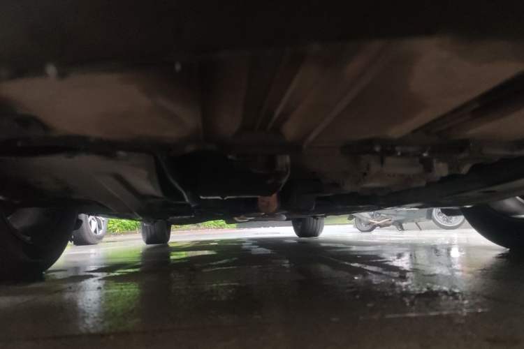 Used Buick LaCrosse 2012 2.4L SIDI Elegant Edition Chassis Front