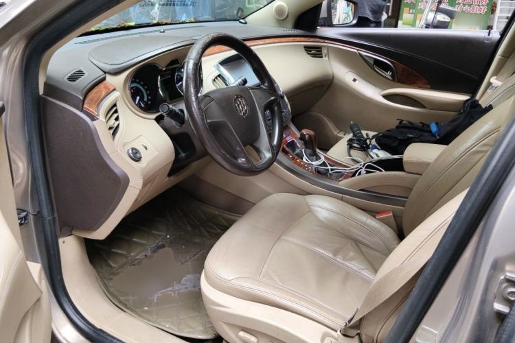Used Buick LaCrosse 2012 2.4L SIDI Elegant Edition Driver Seat