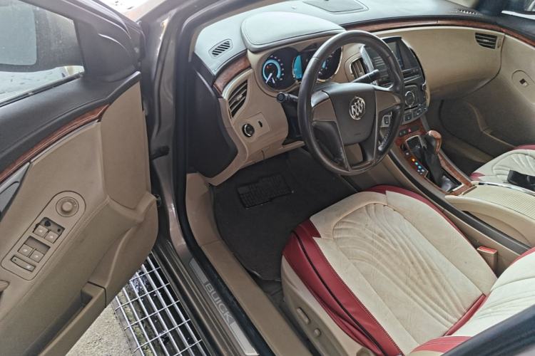 Used Buick LaCrosse 2012 2.4L SIDI Elegant Edition Driver Seat