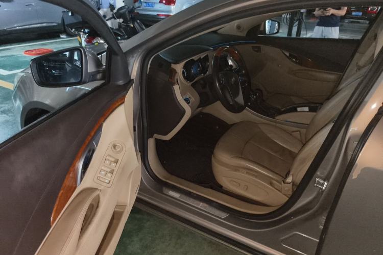 Used Buick LaCrosse 2012 2.4L SIDI Haoya Edition Driver Seat