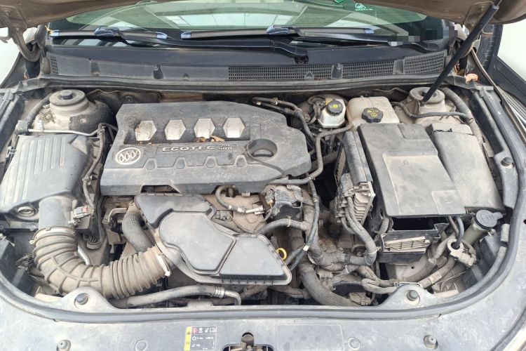 Used Buick LaCrosse 2012 2.4L SIDI Haoya Edition Engine Bay