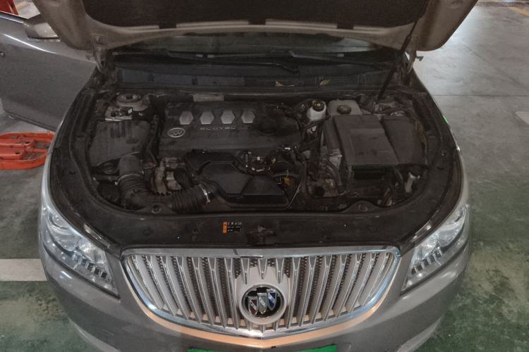Used Buick LaCrosse 2012 2.4L SIDI Haoya Edition Engine Bay