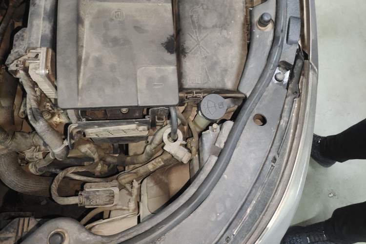 Used Buick LaCrosse 2012 2.4L SIDI Haoya Edition Engine Bay Left