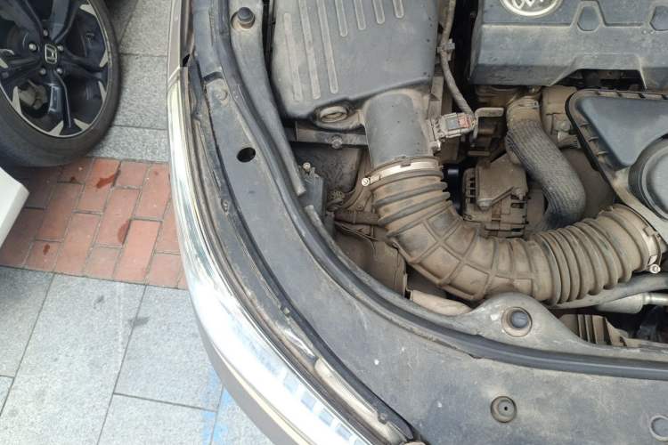 Used Buick LaCrosse 2012 2.4L SIDI Haoya Edition Engine Bay Right