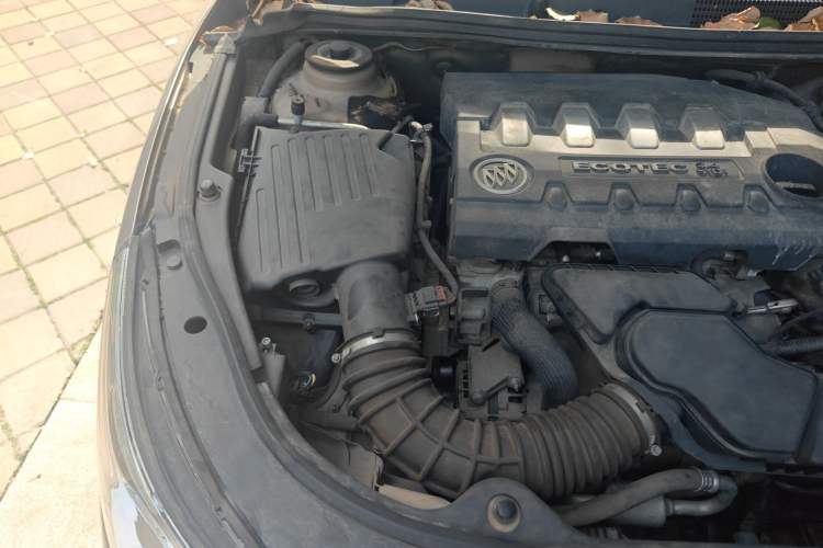 Used Buick LaCrosse 2012 2.4L SIDI Haoya Edition Engine Bay Right