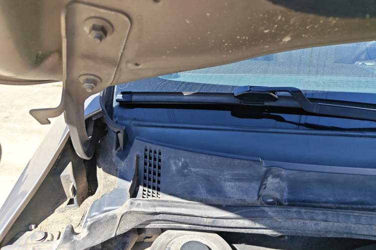 Used Buick LaCrosse 2012 2.4L SIDI Haoya Edition Engine Bay Right