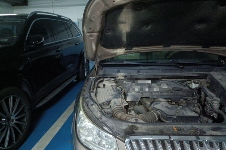 Used Buick LaCrosse 2012 2.4L SIDI Elegant Edition Engine Bay Right