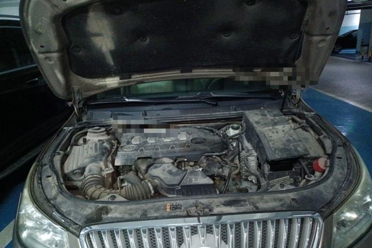 Used Buick LaCrosse 2012 2.4L SIDI Elegant Edition Engine Bay