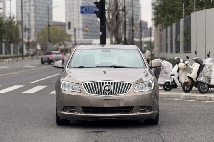 Used Buick LaCrosse 2012 2.4L SIDI Elegant Edition Exterior 2