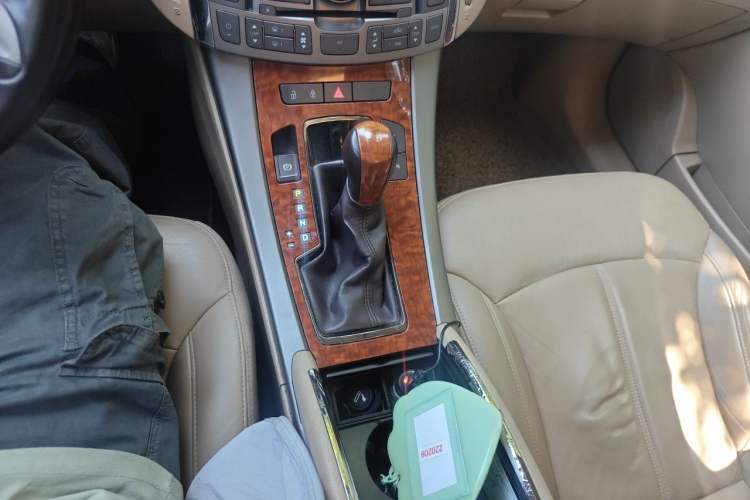 Used Buick LaCrosse 2012 2.4L SIDI Haoya Edition Gear Lever