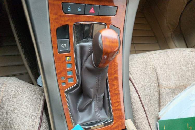 Used Buick LaCrosse 2012 2.4L SIDI Elegant Edition Gear Lever