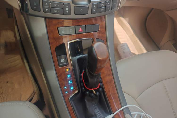 Used Buick LaCrosse 2012 2.4L SIDI Haoya Edition Gear Lever