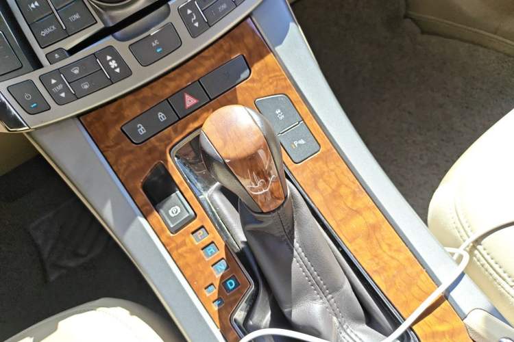 Used Buick LaCrosse 2012 2.4L SIDI Haoya Edition Gear Lever
